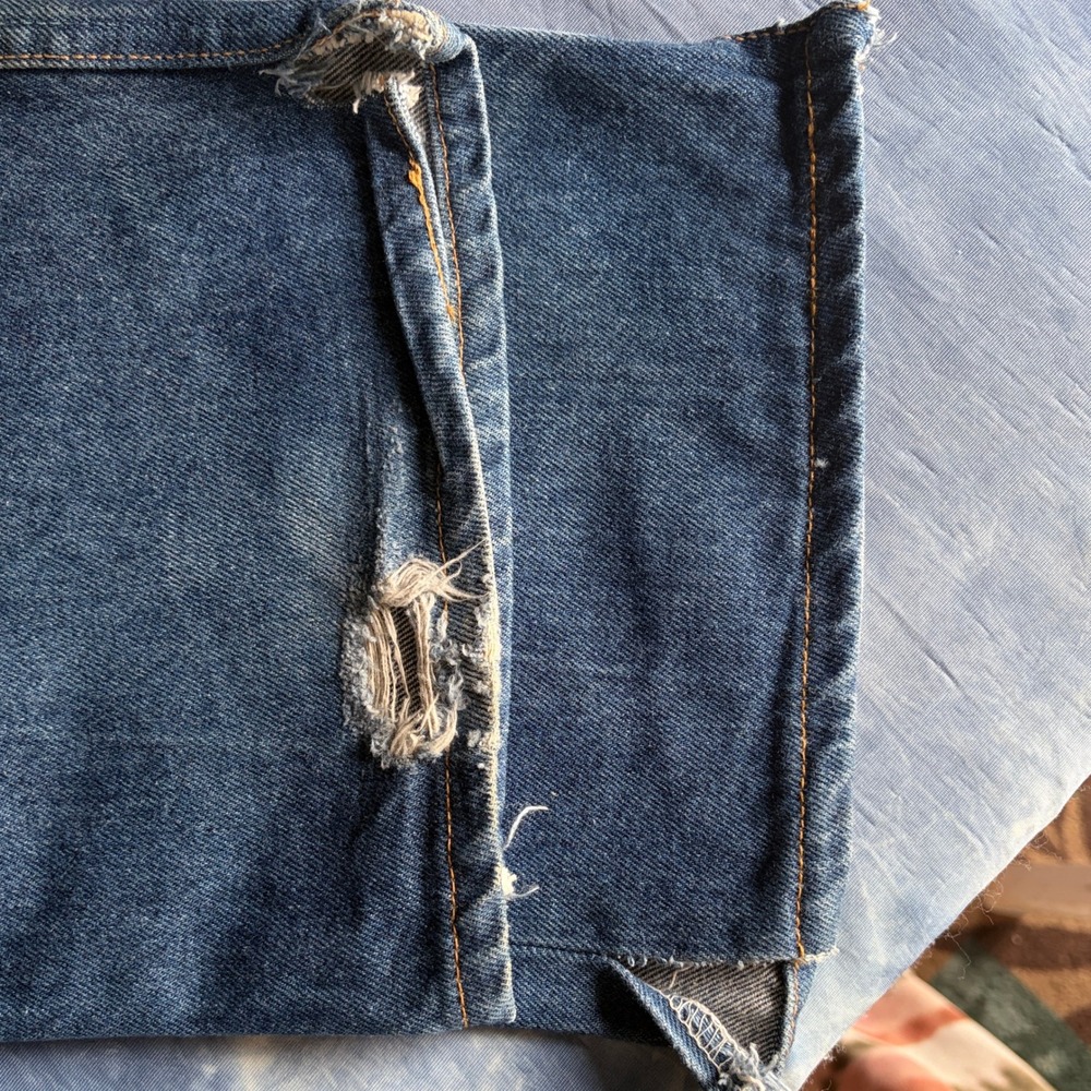 Vintage Levis 501 Mens 40x31 Blue Jeans Made in USA 2002 Button Fly Denim NICE! - Picture 7 of 7